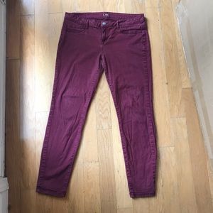 American Eagle Burgundy Women Skinny Jeans Size 12